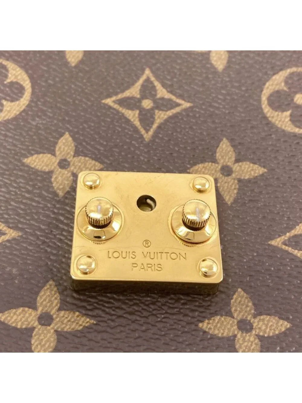 Louis Vuitton Pochette Metis Handbag Monogram Reverse
